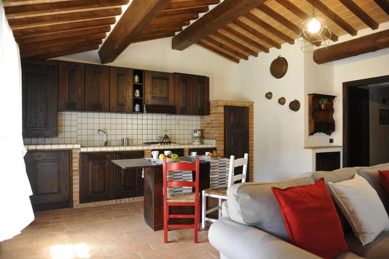 La Casa Colonica Villa Tuoro sul Trasimeno Bagian luar foto