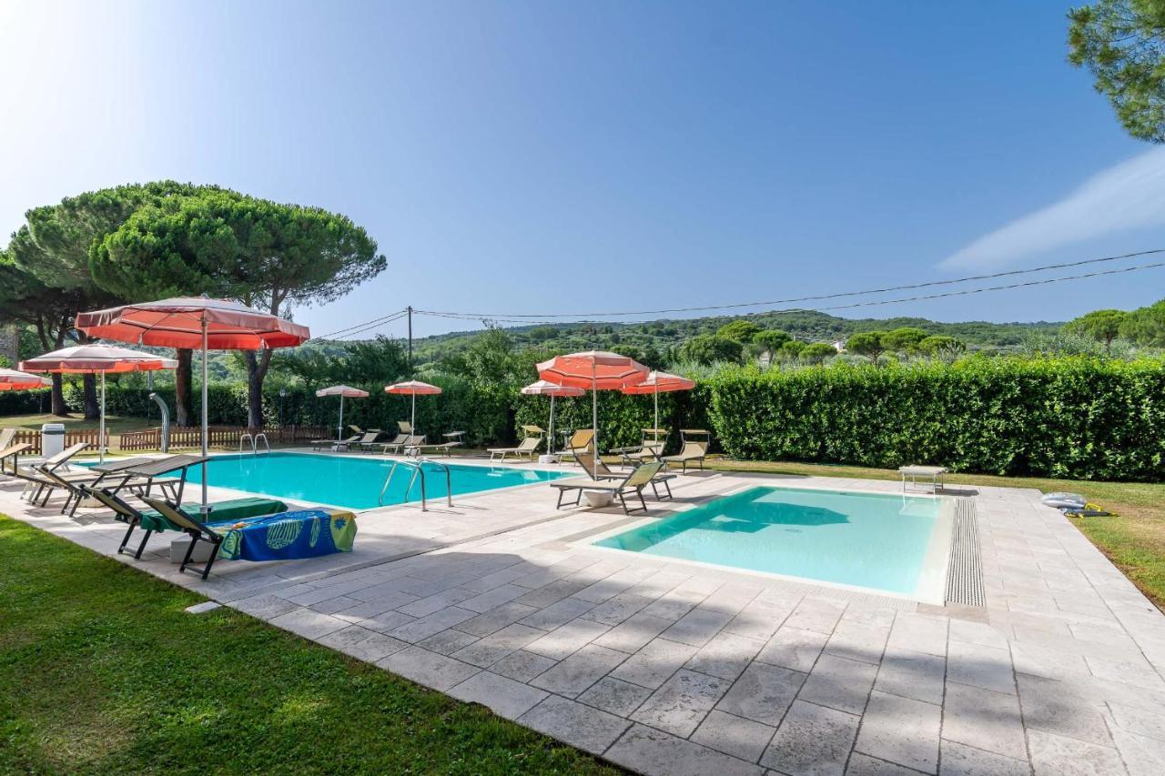 La Casa Colonica Villa Tuoro sul Trasimeno Bagian luar foto